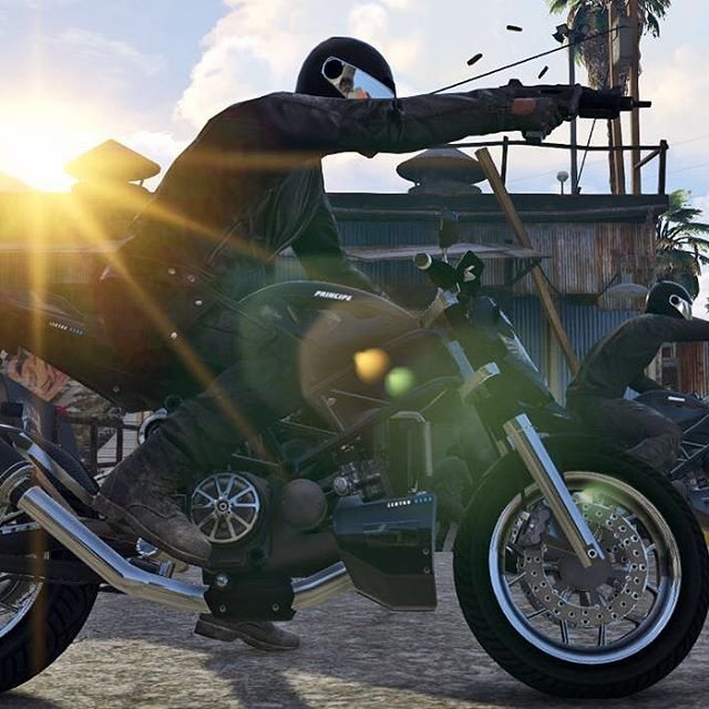 353442720_MCBIKE2.jpg.d6ad4b16d3ab6d9bfdb619270c99b3cc.jpg