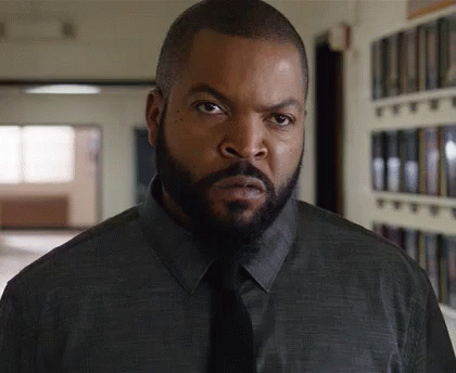 fist-fight-film-ice-cube.gif.a254e3375186d292ac7993726246d2e6.gif